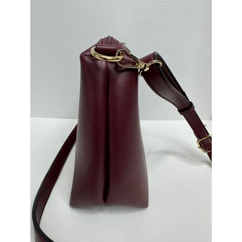 Marc New York Andrew Marc Burgundy Crossbody Bag Gold Hardware Faux‎ Leather